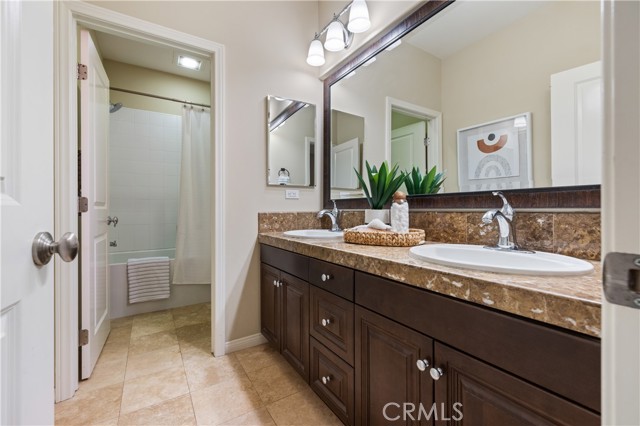 Detail Gallery Image 15 of 24 For 21 Deergrass, Irvine,  CA 92618 - 4 Beds | 3 Baths