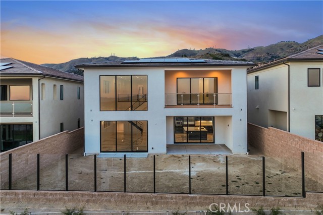 Detail Gallery Image 4 of 30 For 20550 W Overlook Ct, Porter Ranch,  CA 91326 - 5 Beds | 4/1 Baths