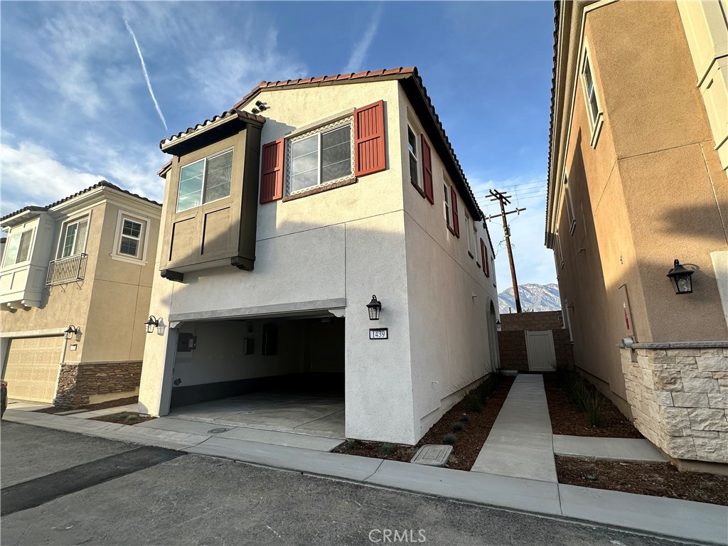 1439 Prairie Rose Lane