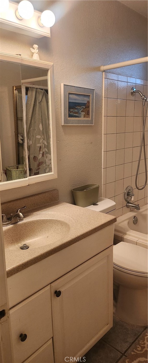 Detail Gallery Image 8 of 10 For 572 San Rogelio, Hemet,  CA 92545 - 2 Beds | 1 Baths