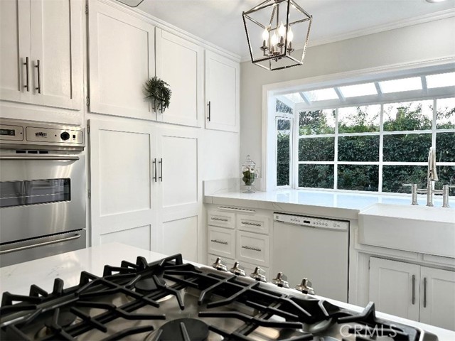 Detail Gallery Image 21 of 59 For 26261 Veva Way, Calabasas,  CA 91302 - 4 Beds | 2 Baths