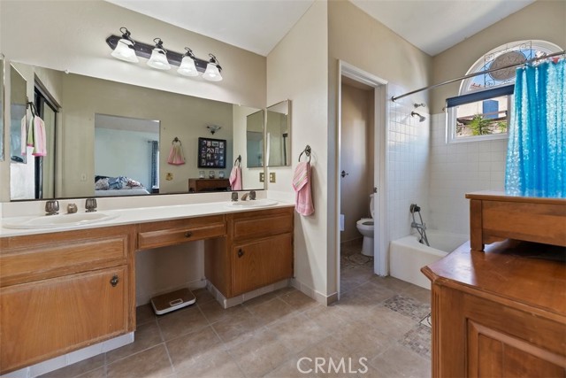 Detail Gallery Image 6 of 12 For 25414 Kalmia Ave, Moreno Valley,  CA 92557 - 3 Beds | 2 Baths