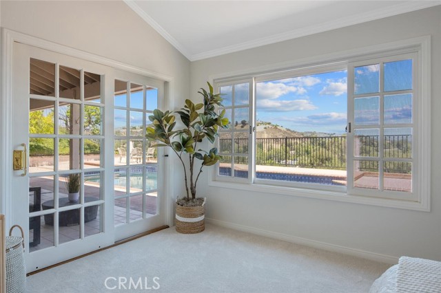 2039 Channelford Road, Westlake Village CA: https://media.crmls.org/medias/a2e62285-fcba-4c0a-9524-afb1b7782afe.jpg