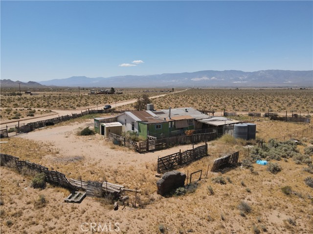 Detail Gallery Image 11 of 14 For 15030 Fairlane Rd, Lucerne Valley,  CA 92356 - – Beds | – Baths