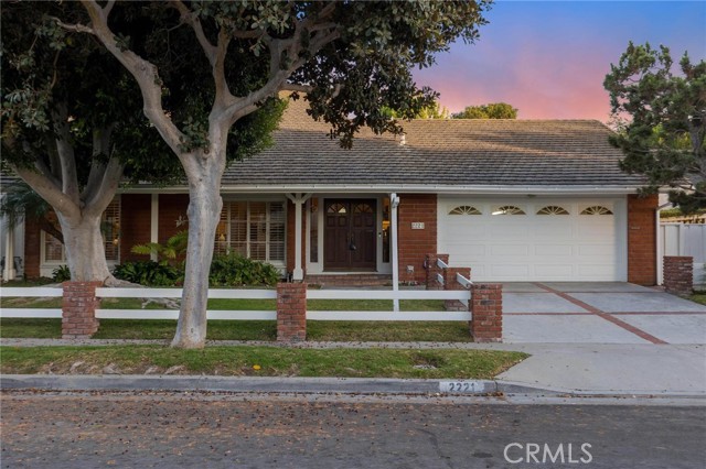 Detail Gallery Image 2 of 36 For 2221 Port Lerwick Pl, Newport Beach,  CA 92660 - 4 Beds | 3/1 Baths