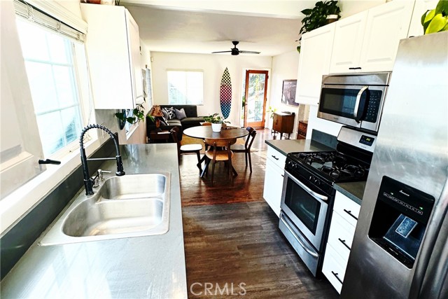 Detail Gallery Image 19 of 43 For 1206 N La Brea Ave, Inglewood,  CA 90302 - 2 Beds | 2 Baths