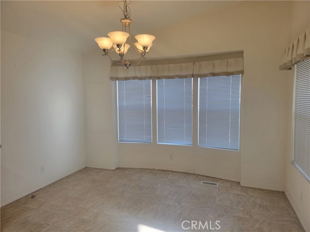 Detail Gallery Image 7 of 9 For 20230 Planada Ct, Riverside,  CA 92508 - 2 Beds | 2 Baths