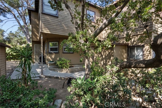 10025 Covert Avenue, Tujunga CA: https://media.crmls.org/medias/a2e760d7-96c6-4934-89a3-9211beb9f9bc.jpg