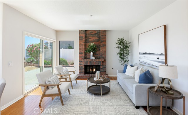 2245 Avenida Oliva, San Clemente CA: https://media.crmls.org/medias/a2e79fe9-d890-446e-b528-3aa321435c3a.jpg