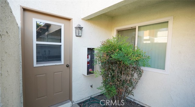7310 Corsican Drive, Huntington Beach CA: https://media.crmls.org/medias/a2e7d959-c45d-4f06-a63e-6af6f2100db5.jpg