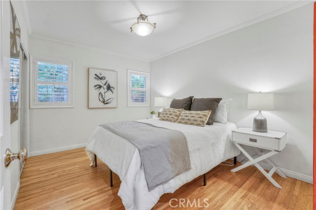 4299 Bakman Avenue, Studio City CA: https://media.crmls.org/medias/a2e7da95-7844-4f7b-b838-6736d413f35a.jpg