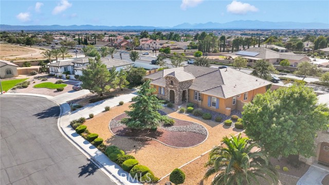 Detail Gallery Image 64 of 75 For 12916 Hyperion Ln, Apple Valley,  CA 92308 - 5 Beds | 3/1 Baths