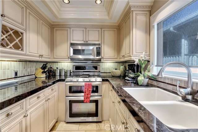 150 Cress Street, Laguna Beach CA: https://media.crmls.org/medias/a2e99500-a544-43eb-9b24-435e60d0125a.jpg