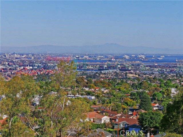 4200 Miraleste Drive, Rancho Palos Verdes, California 90275, 4 Bedrooms Bedrooms, ,4 BathroomsBathrooms,Residential,Sold,Miraleste,PV22024028