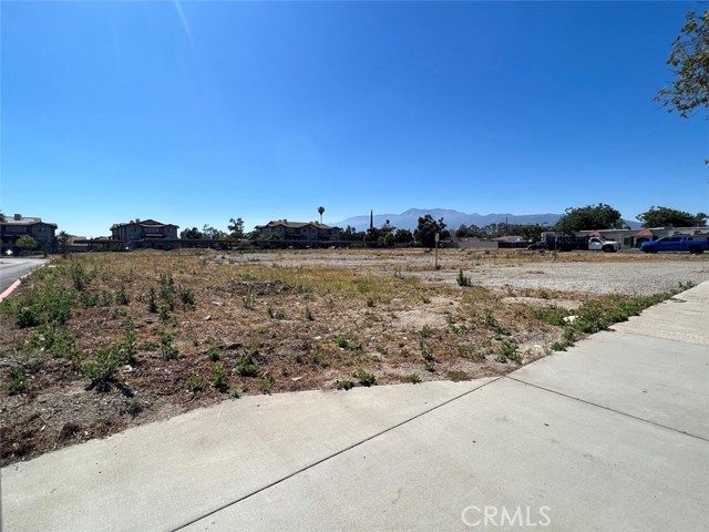 9420 Sierra Avenue, Fontana, California 92335, ,Commercial Sale,For Sale,9420 Sierra Avenue,CRWS23113848