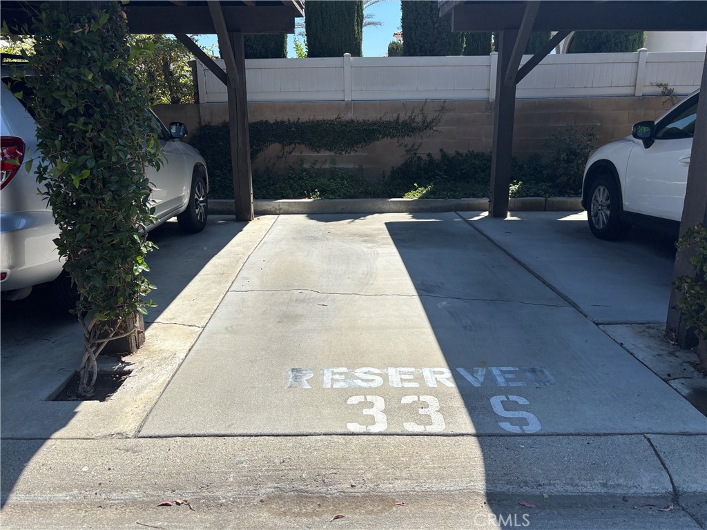 https://media.crmls.org/medias/a2eab0fb-502d-417d-8887-00b1df6b2553.jpg?preset=X-Large