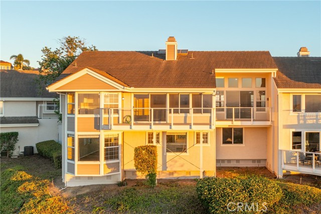 6 Saros, Irvine CA: https://media.crmls.org/medias/a2eae676-1acc-4dc3-b024-f17d4511a323.jpg
