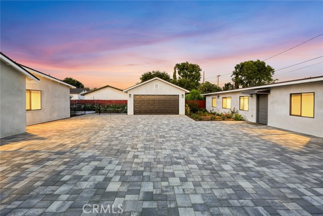 10210 Green Street, Temple City CA: https://media.crmls.org/medias/a2eb3337-8a40-4255-a247-da0df4d79f3a.jpg