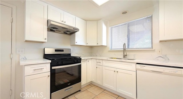 Detail Gallery Image 11 of 23 For 10707 White, Adelanto,  CA 92301 - 3 Beds | 2 Baths