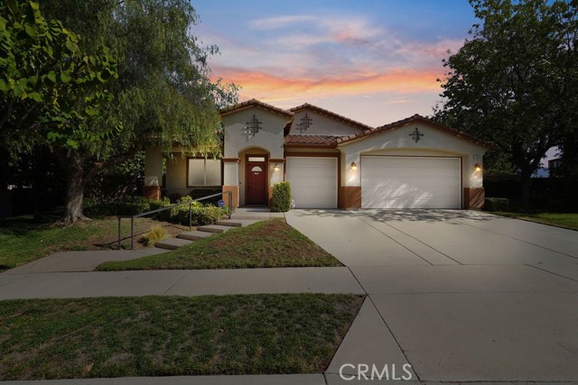 Detail Gallery Image 1 of 47 For 32004 Teal Ct, Yucaipa,  CA 92399 - 4 Beds | 2 Baths