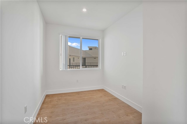 Detail Gallery Image 11 of 26 For 8750 Sepulveda Bld #311,  North Hills,  CA 91343 - 1 Beds | 1 Baths