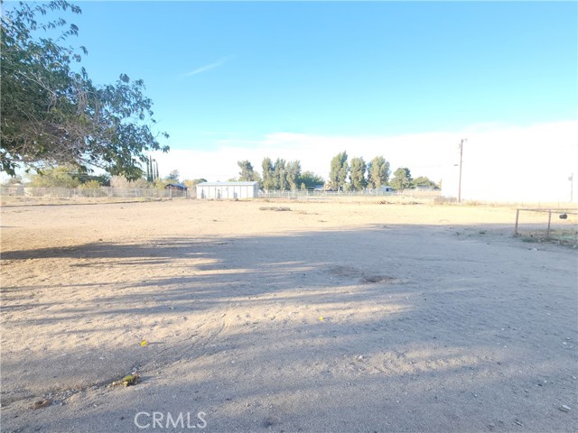 Detail Gallery Image 14 of 14 For 14420 Dos Palmas Rd, Victorville,  CA 92392 - 4 Beds | 2 Baths