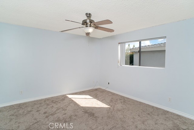 Detail Gallery Image 7 of 12 For 1425 Centinela Ave #1,  Santa Monica,  CA 90404 - 2 Beds | 2/1 Baths