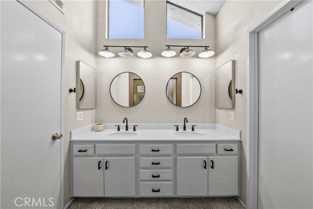 20931 Judah Lane, Newhall CA: https://media.crmls.org/medias/a2ed082b-d71f-4788-a9b9-02111b52ba4d.jpg