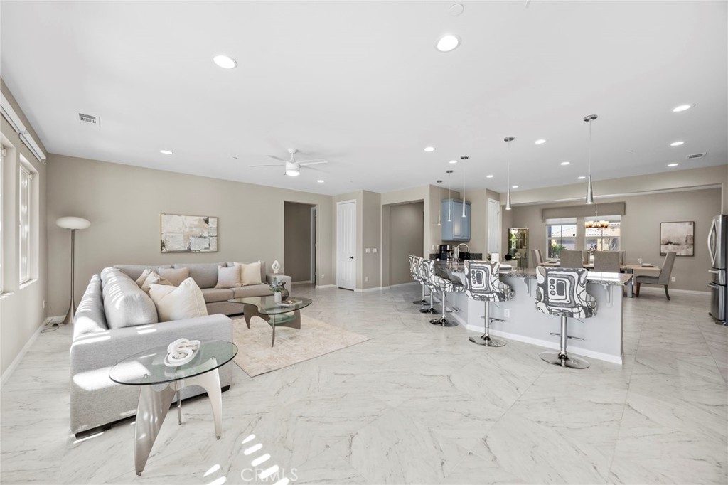 MLS #OC25226255 image #3