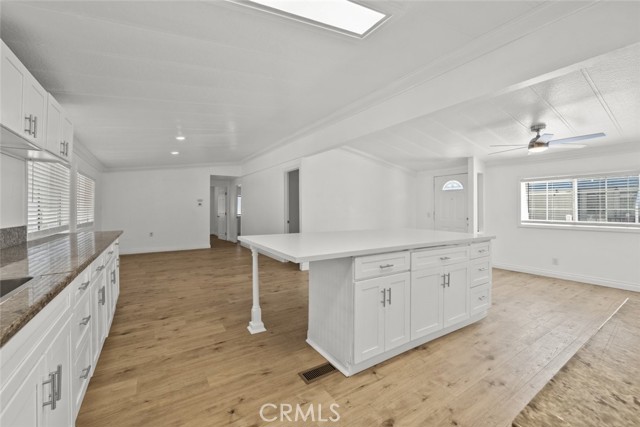 3524 E Avenue R, Palmdale CA: https://media.crmls.org/medias/a2ed3616-9726-41e8-b6a7-0387e151d33f.jpg