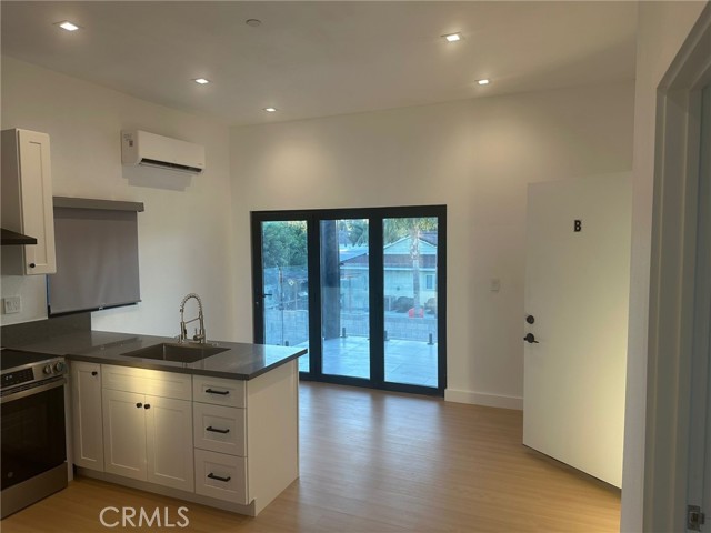 10017 Mason, Chatsworth CA: https://media.crmls.org/medias/a2ed6164-78dd-4298-9b89-254a29a01aba.jpg