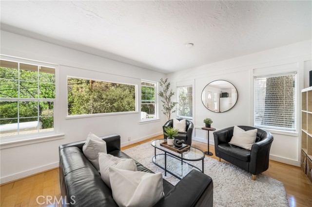 Detail Gallery Image 4 of 46 For 29552 Silverado Canyon Road, Silverado,  CA 92676 - 3 Beds | 1 Baths