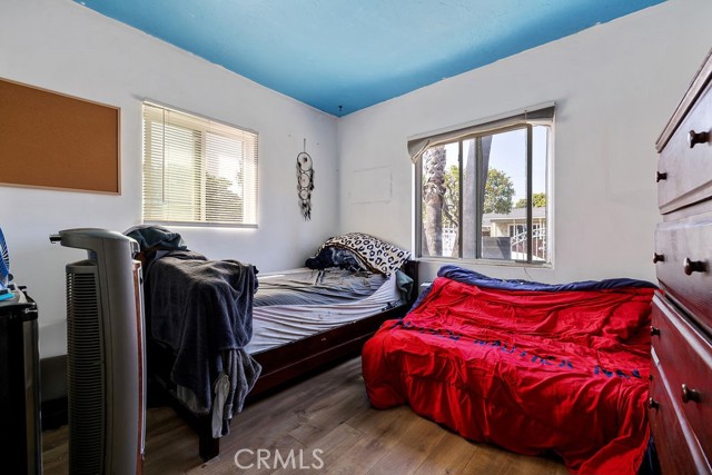 182 E McFarlane Street, Ventura CA: https://media.crmls.org/medias/a2ee8171-6565-4012-8634-cdf379a9f4e8.jpg