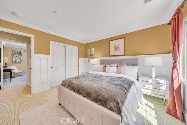 63 Splendor, Irvine CA: https://media.crmls.org/medias/a2eea2e1-19b5-4d03-88cc-93a4c5757a7f.jpg