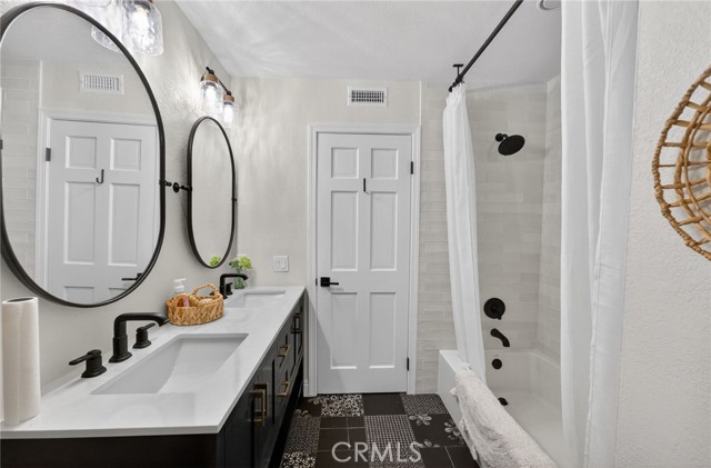 Detail Gallery Image 56 of 69 For 964 S Rim Crest, Anaheim,  CA 92807 - 2 Beds | 2/1 Baths