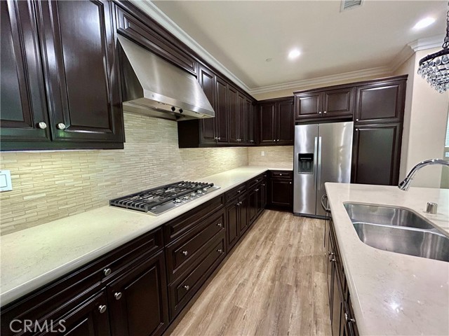 Detail Gallery Image 6 of 33 For 137 Carrotwood, Irvine,  CA 92618 - 4 Beds | 3/1 Baths