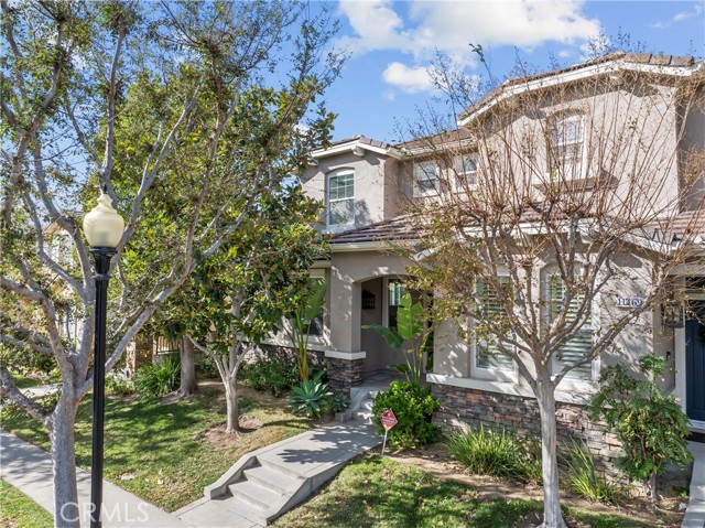 Detail Gallery Image 2 of 35 For 11465 Oakford Ln, Porter Ranch,  CA 91326 - 3 Beds | 3 Baths