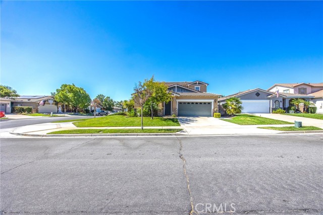 Detail Gallery Image 2 of 35 For 34486 Yale Dr, Yucaipa,  CA 92399 - 4 Beds | 3 Baths