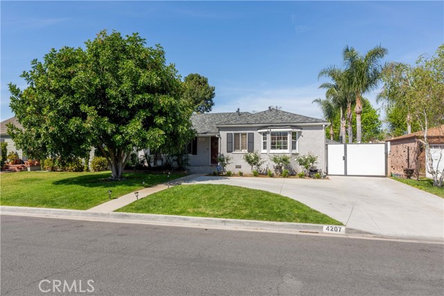 4207 Charlemagne Avenue, Long Beach, California 90808, 3 Bedrooms Bedrooms, ,2 BathroomsBathrooms,Single Family Residence,For Sale,Charlemagne,PW24074665