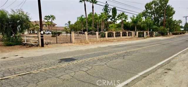 Detail Gallery Image 55 of 57 For 18281 Clark St, Perris,  CA 92570 - 4 Beds | 2/1 Baths