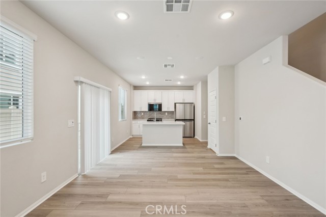 40368 Via Jumara, Temecula CA: https://media.crmls.org/medias/a2f2fd7c-4c6b-4495-8b20-43e3e72768dc.jpg