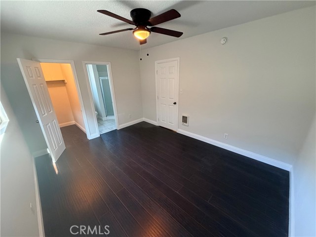 Detail Gallery Image 12 of 18 For 2530 Carmona, Los Angeles,  CA 90016 - 3 Beds | 1 Baths