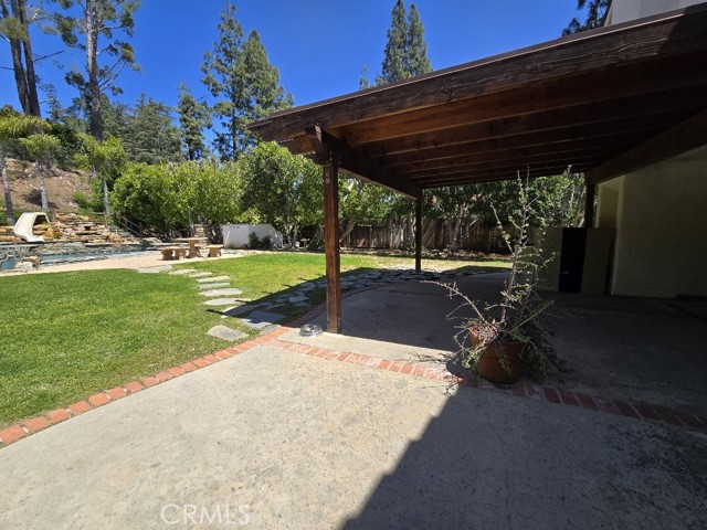 Detail Gallery Image 18 of 20 For 19613 Hiawatha St, Chatsworth,  CA 91311 - 4 Beds | 3/1 Baths