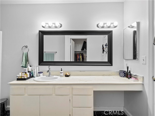 12720 Burbank Boulevard, Valley Village CA: https://media.crmls.org/medias/a2f373e8-4a41-4516-a426-c540a238d61d.jpg