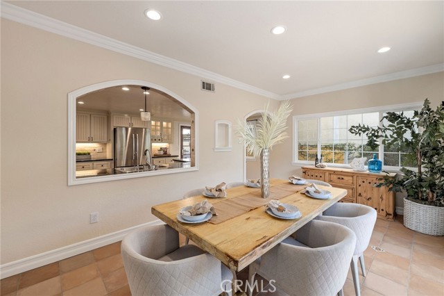 2206 Marshallfield Lane, Redondo Beach, California 90278, 4 Bedrooms Bedrooms, ,2 BathroomsBathrooms,Residential,Sold,Marshallfield,SB24103124