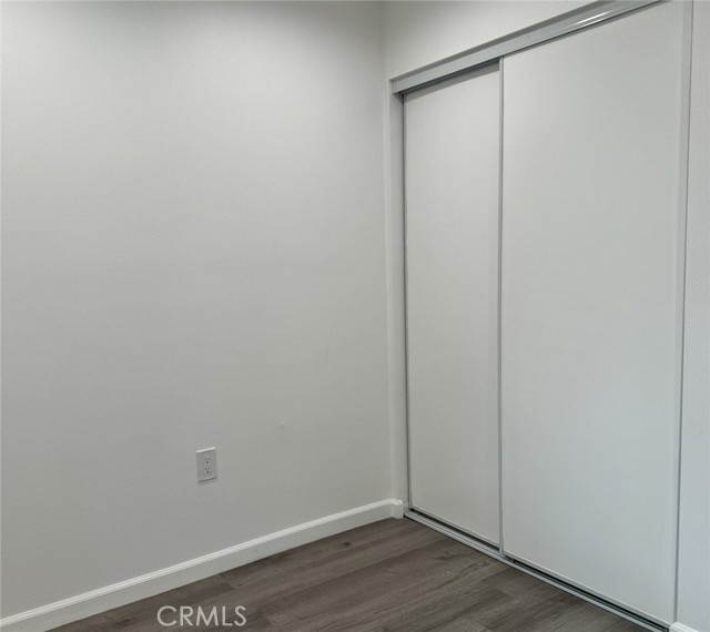 Detail Gallery Image 7 of 10 For 7317 White Oak Ave, Reseda,  CA 91335 - 2 Beds | 1 Baths