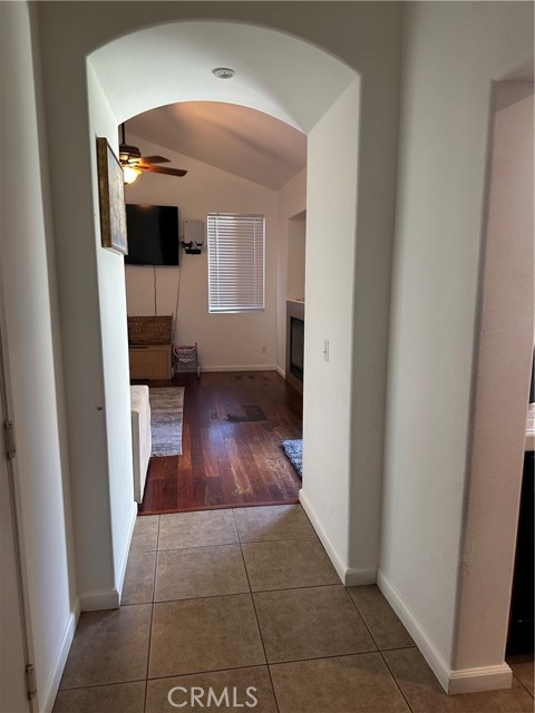 3913 Manquelo Court, Perris CA: https://media.crmls.org/medias/a2f3dc59-5b85-447a-bbcd-05e6e61cac84.jpg