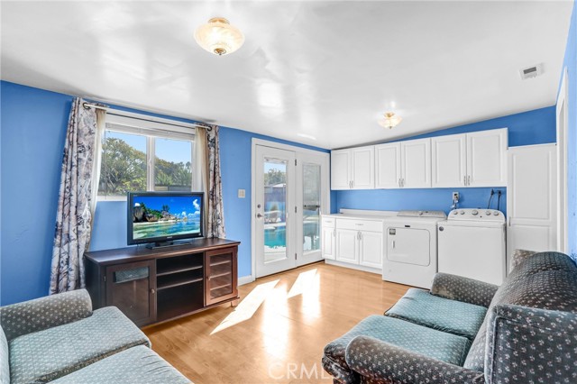 Detail Gallery Image 26 of 36 For 346 N Nantes, La Puente,  CA 91744 - 3 Beds | 3 Baths