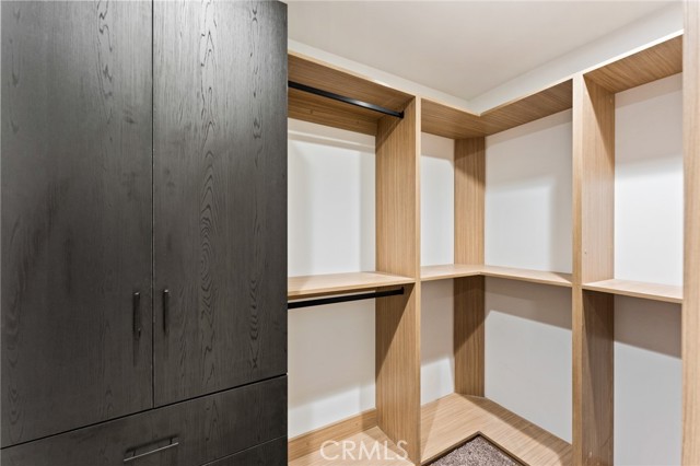 Image 36 of 60 For 5275 Lynridge Drive