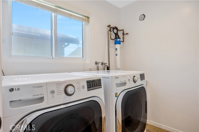 Detail Gallery Image 19 of 49 For 23 Foxglove Way, Irvine,  CA 92612 - 4 Beds | 2/1 Baths